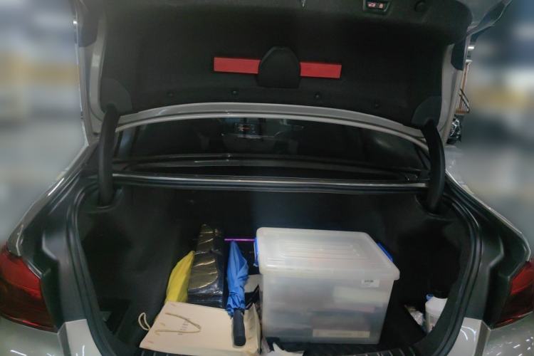 Used BMW 5 Series 2019 530Li Luxury Edition Premium Package Trunk