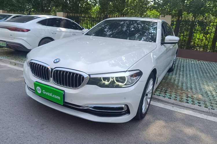 BMW 5 Series 2019 525Li Luxury Package usado Guazi used car, China used car export, Used car for sale, Used cars, Cheapest cars for sale