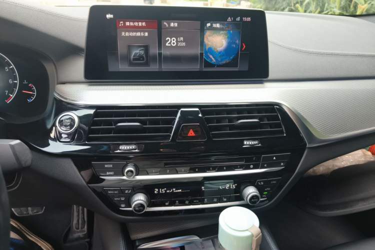 Used BMW 5 Series 2019 525i M Sport Package Audio And AC Panel