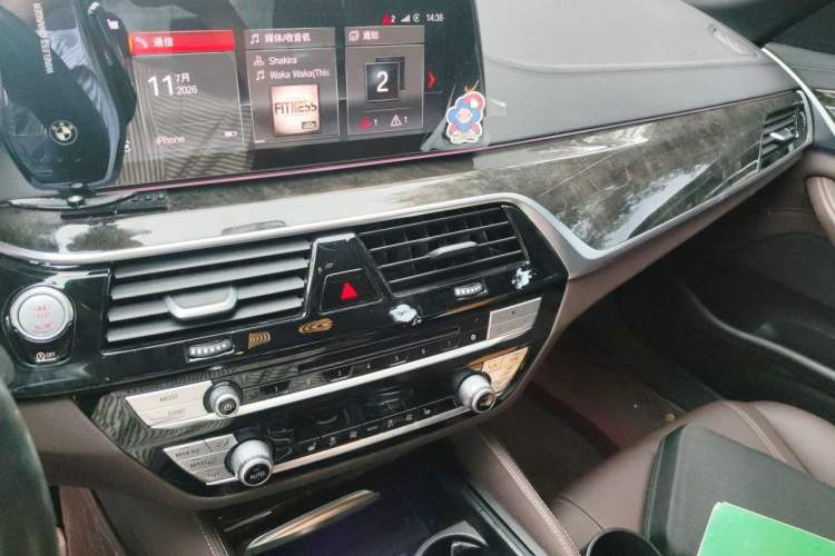 Used BMW 5 Series 2019 Restyled 525Li M Sport Package Audio And AC Panel