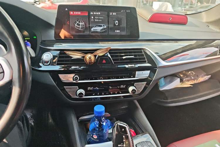 Used BMW 5 Series 2019 530Li Leading Model M Sport Package Audio And AC Panel
