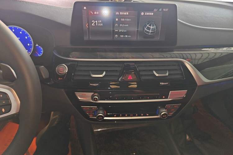 Used BMW 5 Series 2019 530Li Leading Model M Sport Package Audio And AC Panel