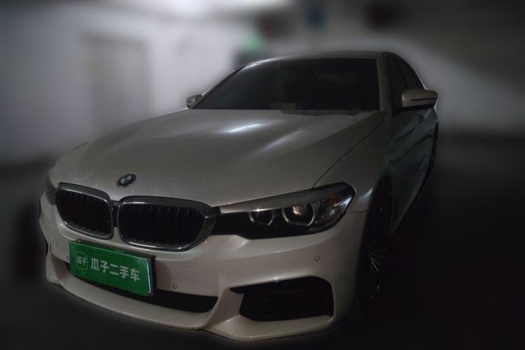 Used BMW 5 Series 2019 530Li Leading Model M Sport Package Guazi used car, China used car export, Used car for sale, Used cars, Cheapest cars for sale