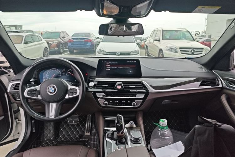 Used BMW 5 Series 2019 525Li M Sport Package Center Console