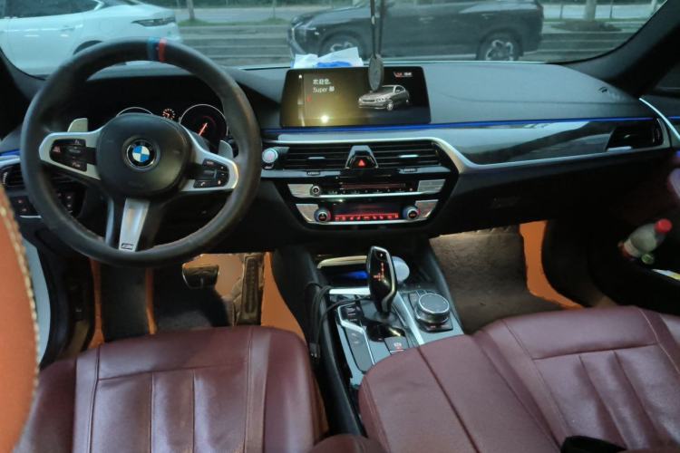 Used BMW 5 Series 2019 530Li Luxury Edition M Sport Package Center Console