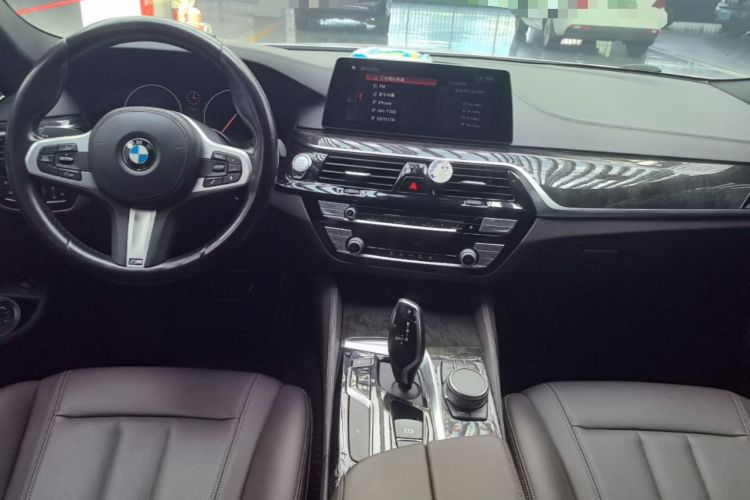 Used BMW 5 Series 2019 525Li M Sport Package Center Console