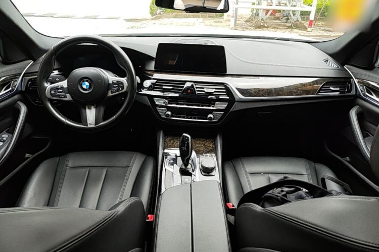 Used BMW 5 Series 2019 Restyled 525Li M Sport Package Center Console