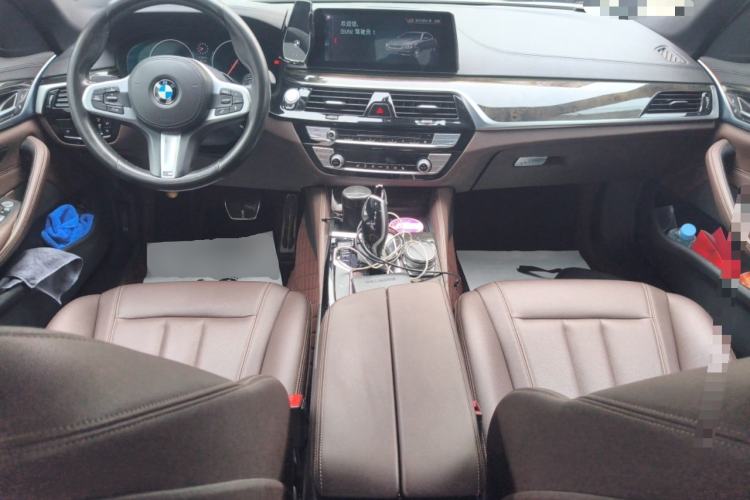 Used BMW 5 Series 2019 Restyled 525Li M Sport Package Center Console