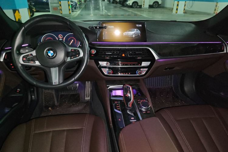 Used BMW 5 Series 2019 525Li M Sport Package Center Console