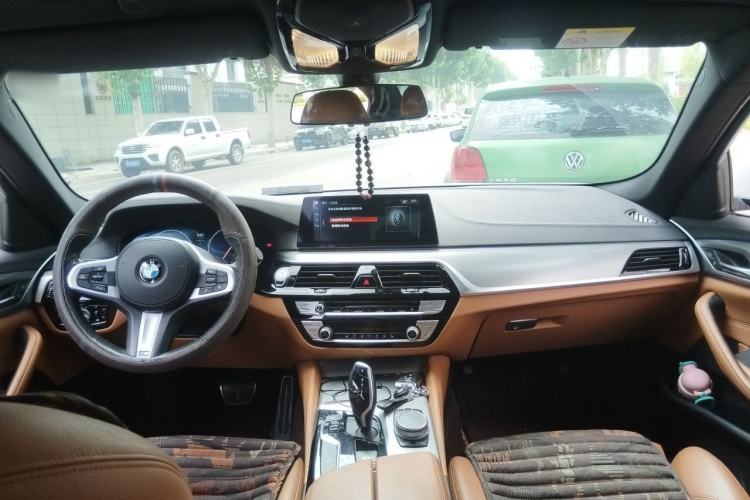 Used BMW 5 Series 2019 Restyled 525Li M Sport Package Center Console