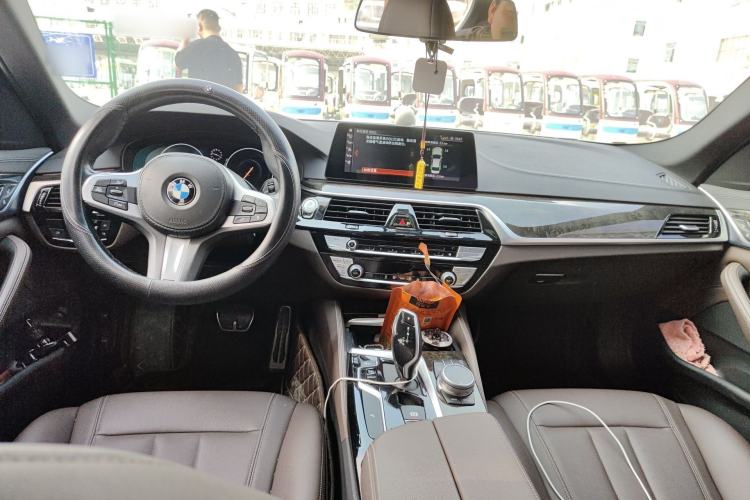 Used BMW 5 Series 2019 Restyled 525Li M Sport Package Center Console