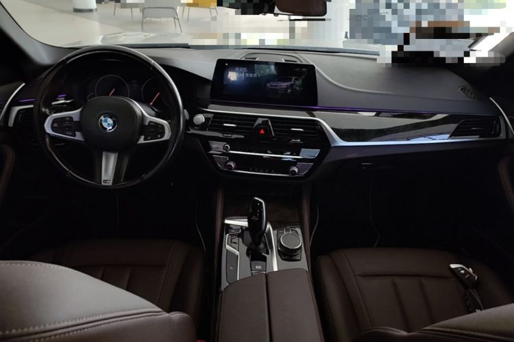 Used BMW 5 Series 2019 525Li M Sport Package Center Console