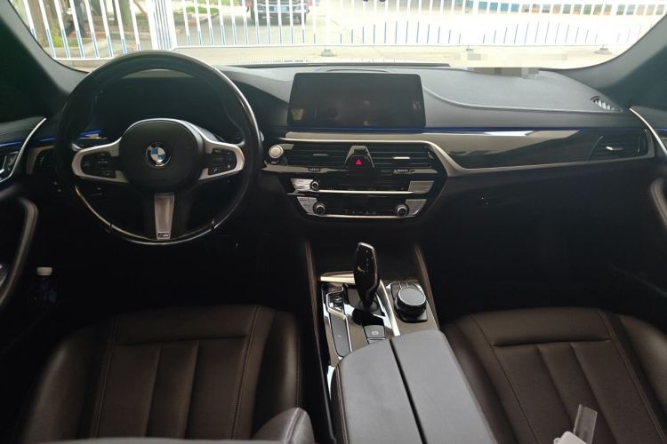 Used BMW 5 Series 2019 525Li M Sport Package Center Console