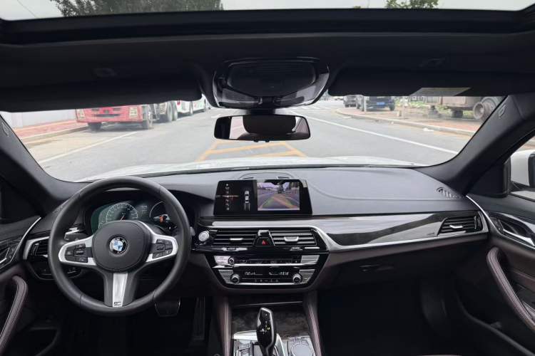 Used BMW 5 Series 2019 Restyled 525Li M Sport Package Center Console