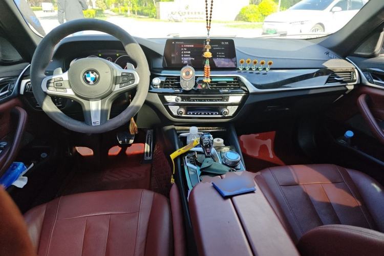 Used BMW 5 Series 2019 Restyled 530Li Luxury Edition M Sport Package Center Console