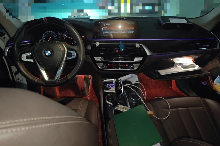 Used BMW 5 Series 2019 525Li Luxury Package Center Console
