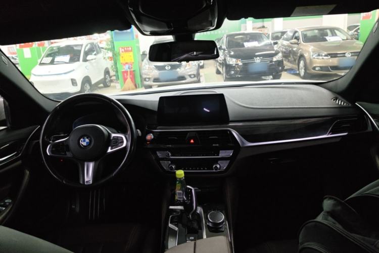 Used BMW 5 Series 2019 Restyled 525Li M Sport Package Center Console