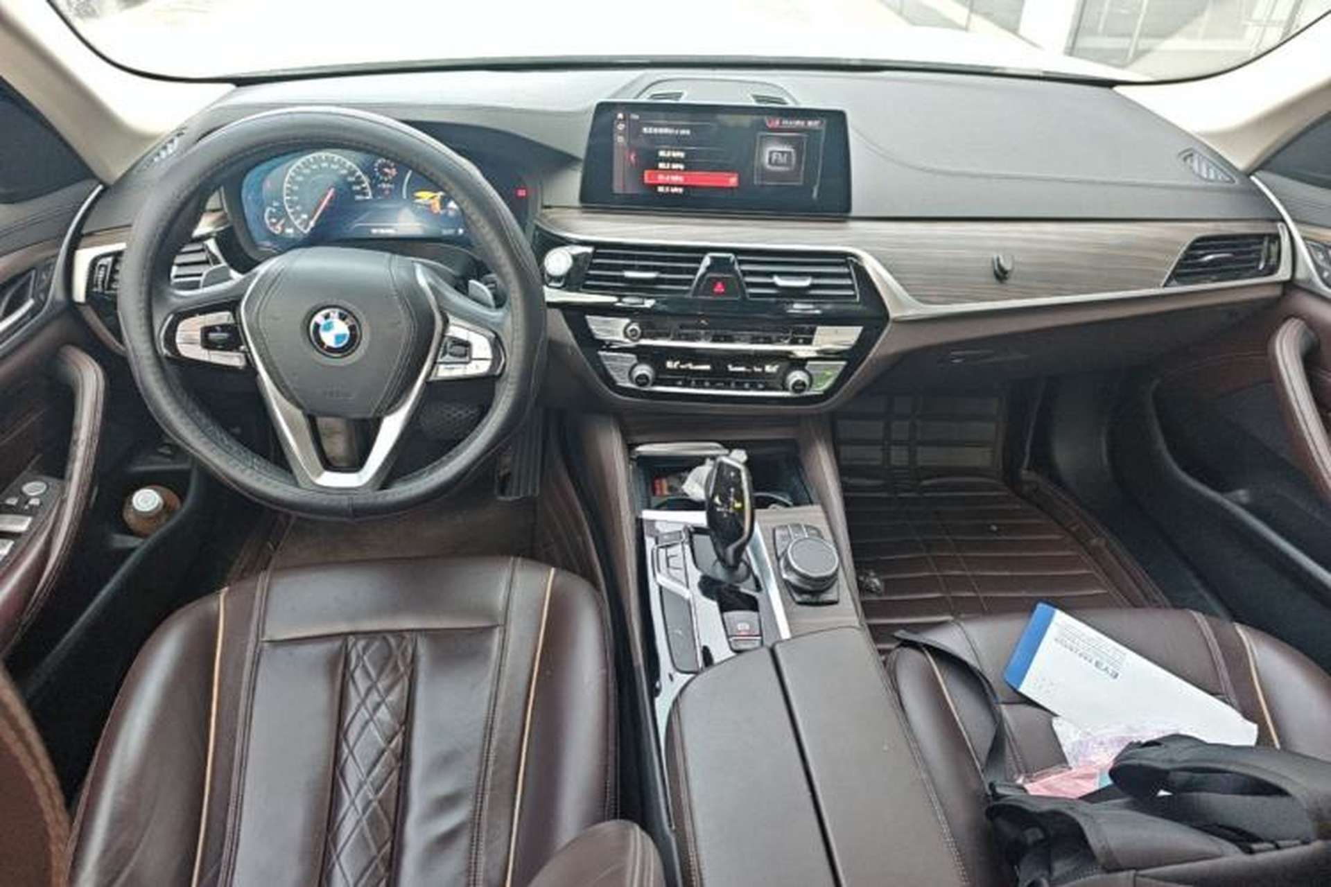 Used BMW 5 Series 2019 530Li Leading Model Luxury Package Center Console