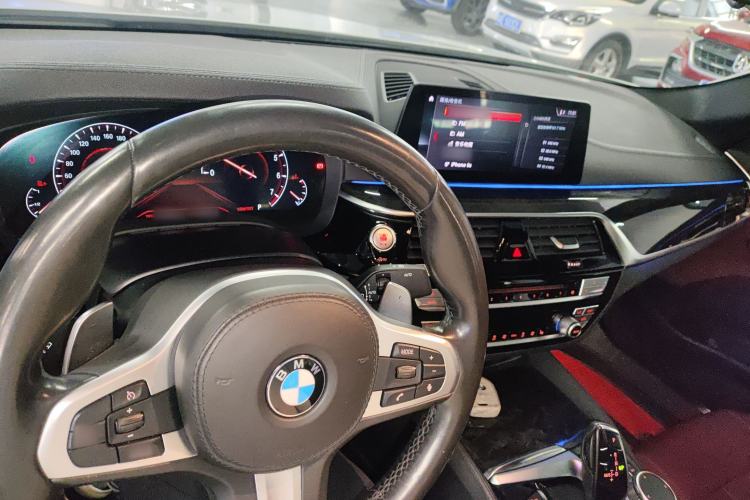 Used BMW 5 Series 2019 Facelifted 530Li Leading Edition M Sport Package Center Console