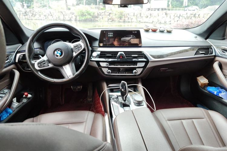 Used BMW 5 Series 2019 Restyled 525Li M Sport Package Center Console