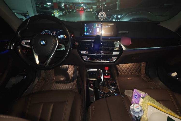Used BMW 5 Series 2019 525Li Luxury Package Center Console