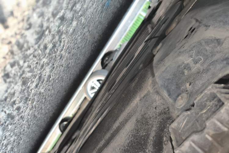 Used BMW 5 Series 2019 525Li M Sport Package Chassis Front Left