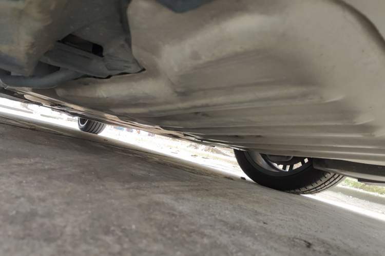 Used BMW 5 Series 2019 530Li Leading Model M Sport Package Chassis Front Right