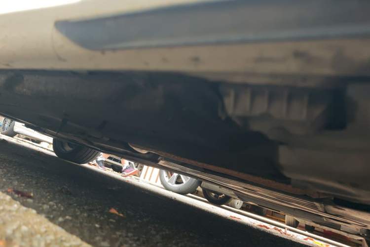 Used BMW 5 Series 2019 530Li Leading Model M Sport Package Chassis Front Right