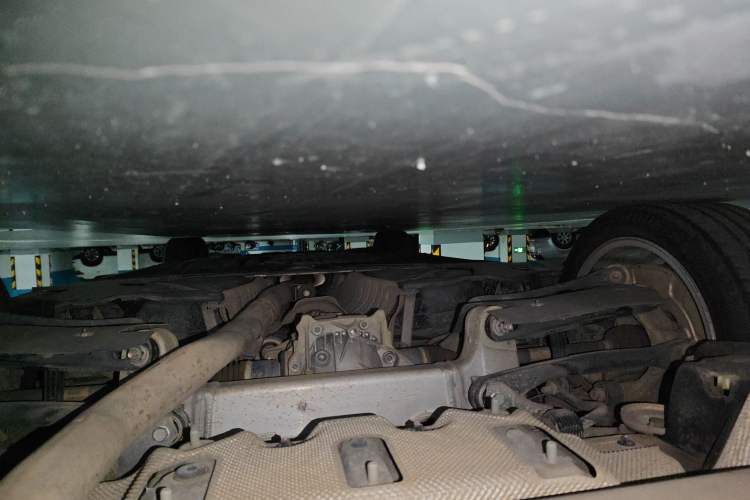 Used BMW 5 Series 2019 525Li M Sport Package Chassis Rear