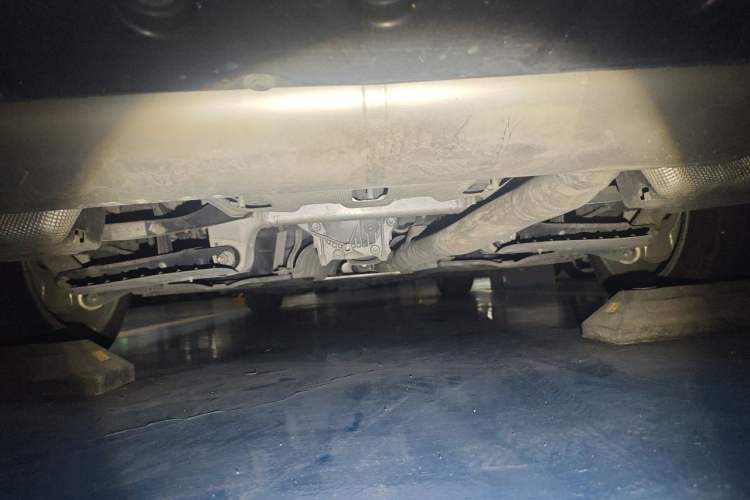 Used BMW 5 Series 2019 530Li Leading Model Luxury Package Chassis Rear