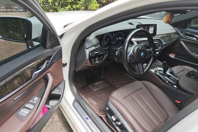 Used BMW 5 Series 2019 525Li M Sport Package Driver Seat