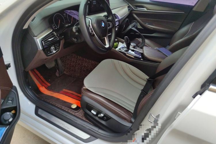 Used BMW 5 Series 2019 Facelifted 530Li Leading Edition Luxury Package Driver Seat