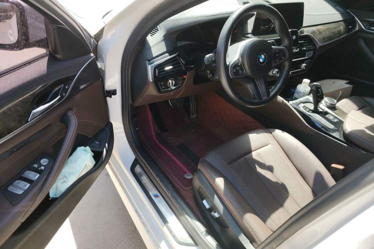 Used BMW 5 Series 2019 525Li M Sport Package Driver Seat