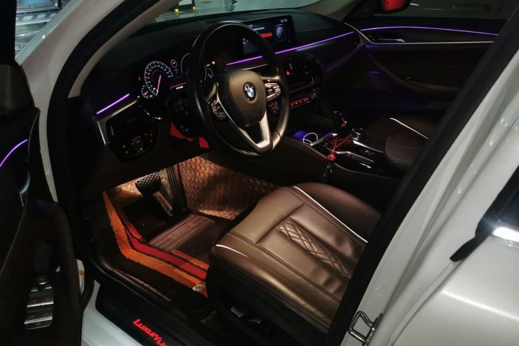 Used BMW 5 Series 2019 530Li Luxury Edition Premium Package Driver Seat