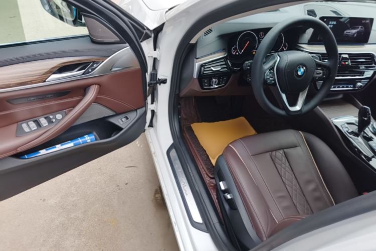 Used BMW 5 Series 2019 530Li Luxury Edition Premium Package Driver Seat