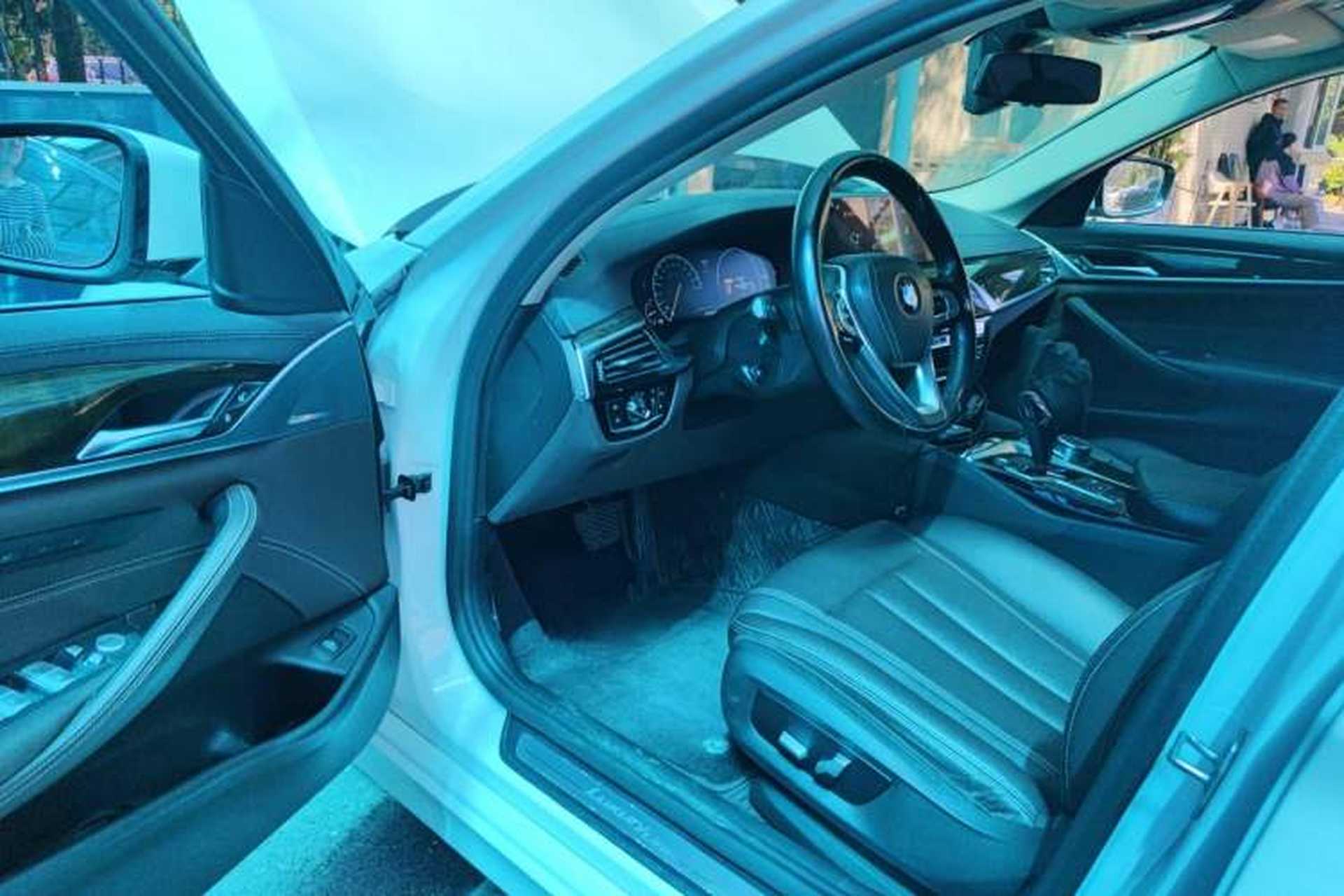 Used BMW 5 Series 2019 525Li Luxury Package Driver Seat