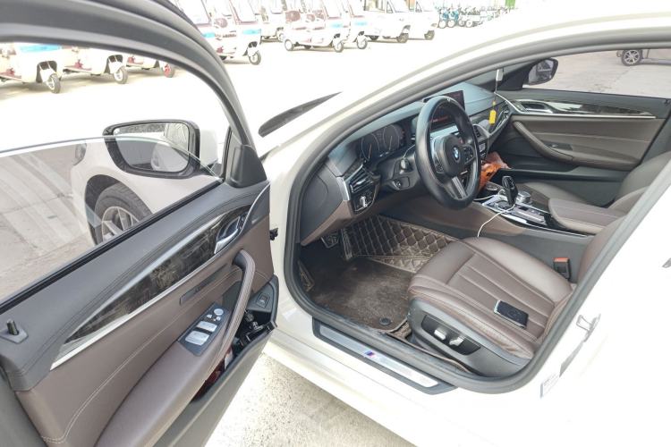 Used BMW 5 Series 2019 Restyled 525Li M Sport Package Driver Seat