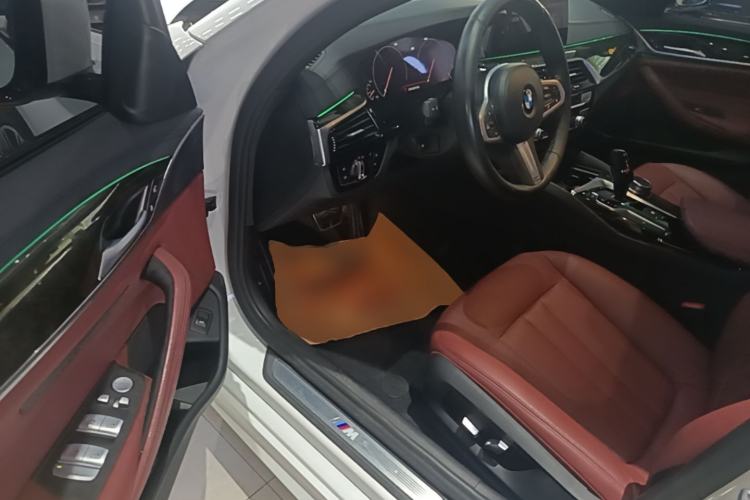 Used BMW 5 Series 2019 530Li Leading Model M Sport Package Driver Seat