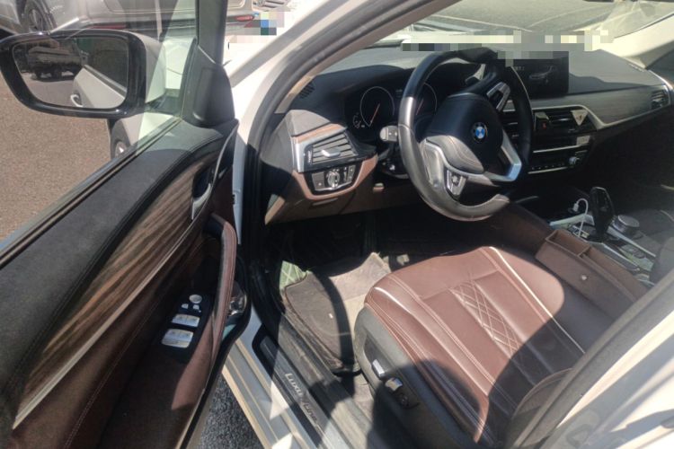 Used BMW 5 Series 2019 Facelifted 530Li Leading Edition Luxury Package Driver Seat