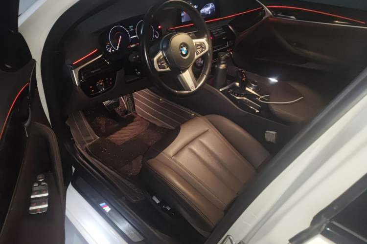 Used BMW 5 Series 2019 525Li M Sport Package Driver Seat