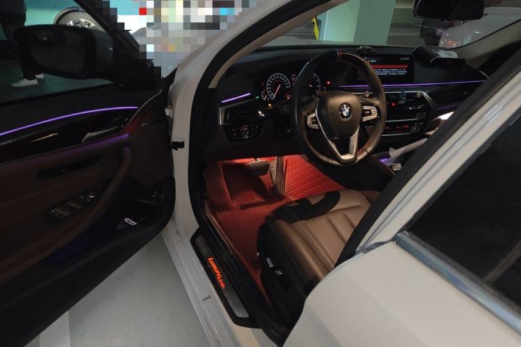 Used BMW 5 Series 2019 525Li Luxury Package Driver Seat
