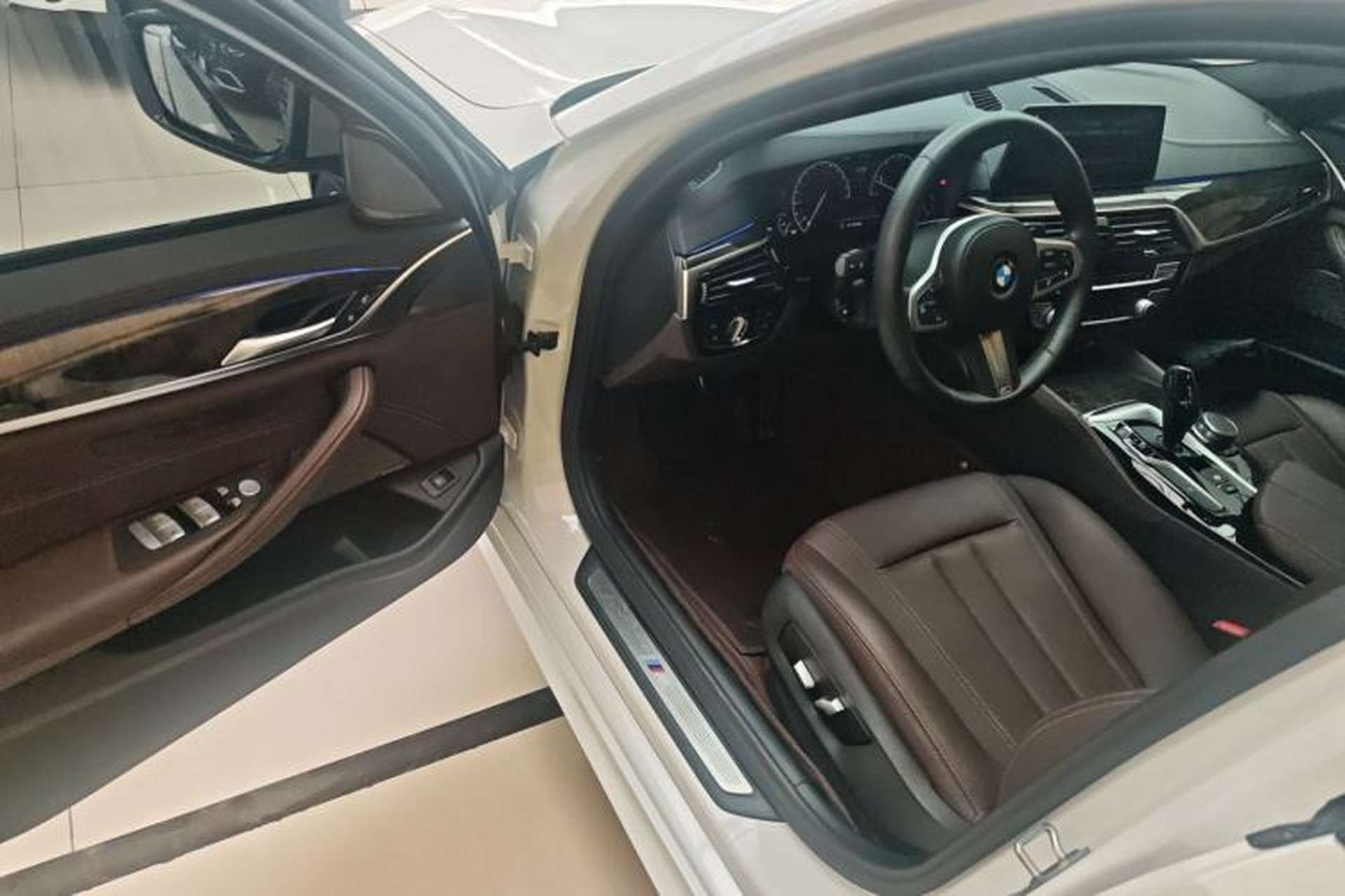 Used BMW 5 Series 2019 525Li M Sport Package Driver Seat