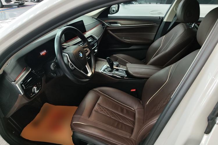 Used BMW 5 Series 2019 Facelifted 530Li Leading Edition Luxury Package Driver Seat
