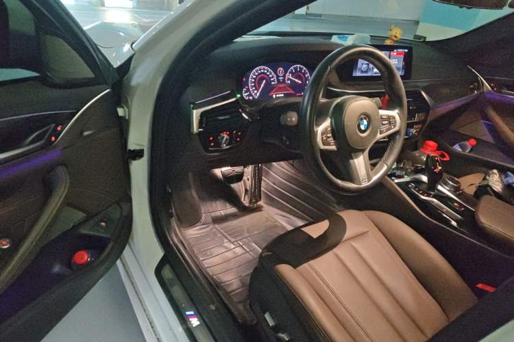 Used BMW 5 Series 2019 525Li M Sport Package Driver Seat