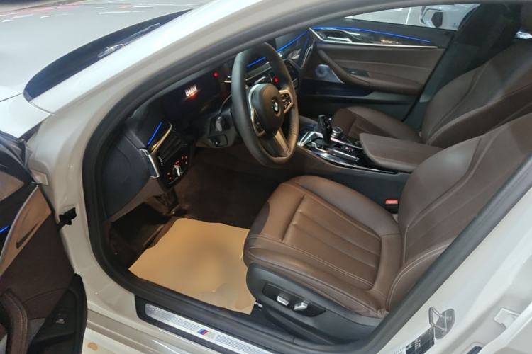 Used BMW 5 Series 2019 525Li M Sport Package Driver Seat