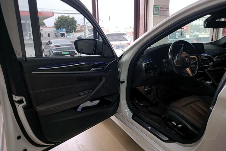 Used BMW 5 Series 2019 525Li M Sport Package Driver Seat
