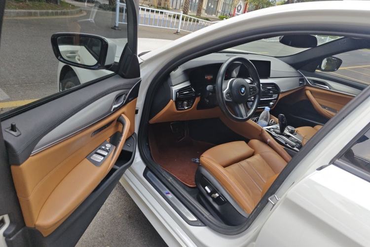 Used BMW 5 Series 2019 525i M Sport Package Driver Seat