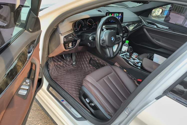 Used BMW 5 Series 2019 525Li M Sport Package Driver Seat