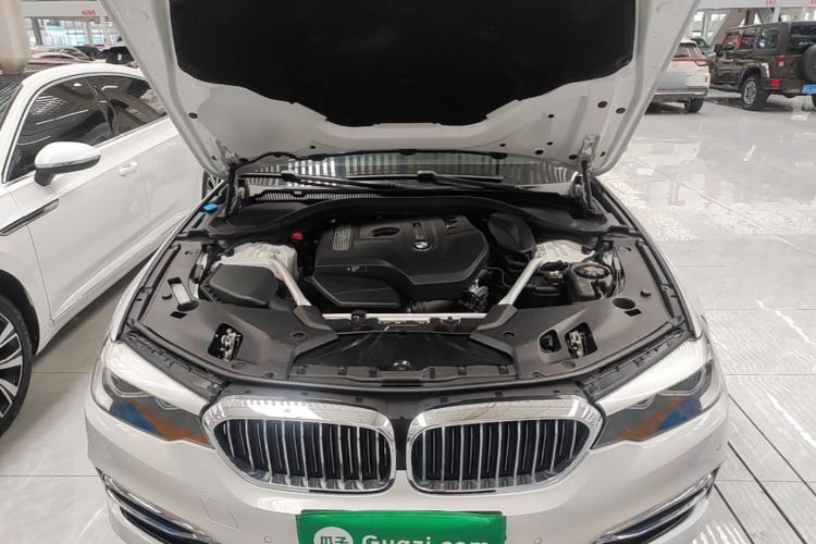 Used BMW 5 Series 2019 Facelifted 525Li Luxury Package Engine Bay