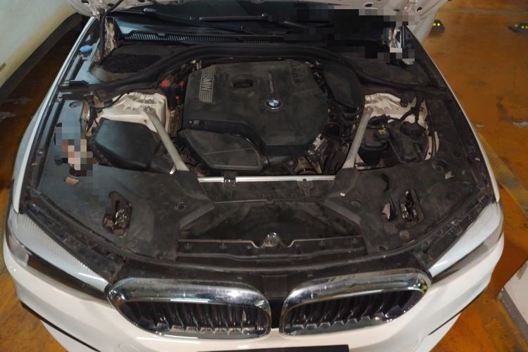 Used BMW 5 Series 2019 525i M Sport Package Engine Bay